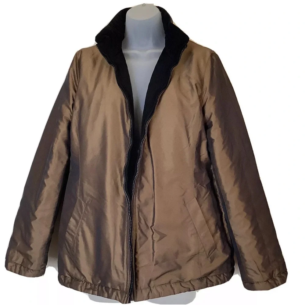 Talbots Convertible Quilted Lightweight Jacket size Medium Full Zip - Picture 3 of 10